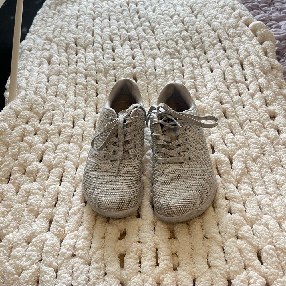 Gray No Bull Trainers - size 6.5
